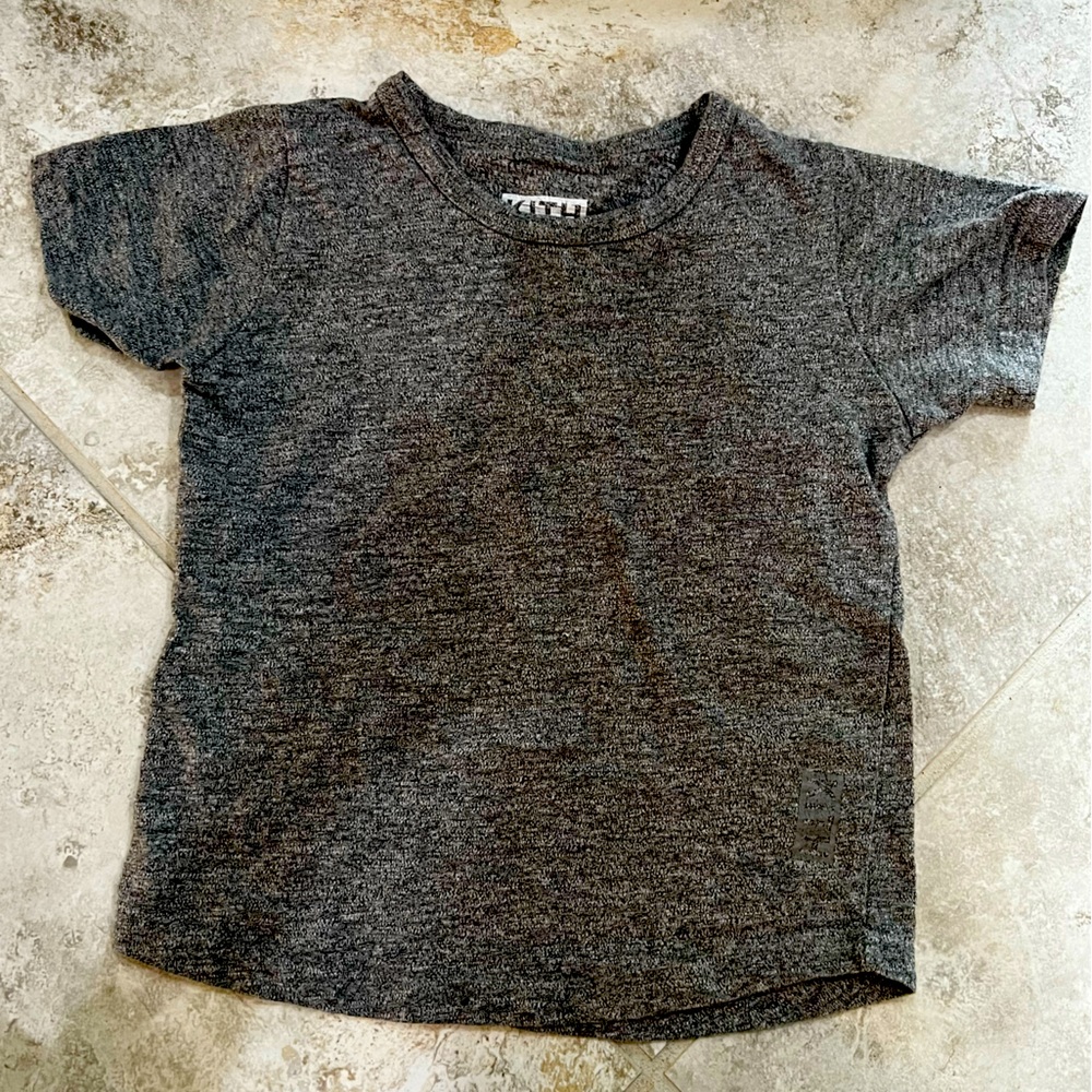Kith cotton t shirt for kids size 4